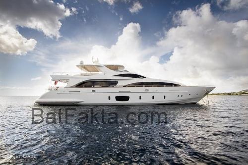 Azimut 105 Grande tekniska specifikationer och recensioner